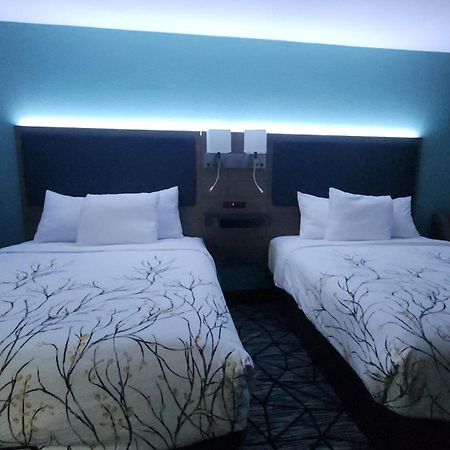 מלון Baymont By Wyndham South Bend Near Notre Dame מראה חיצוני תמונה